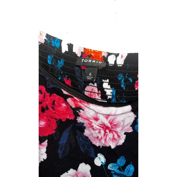 ✨Torrid Floral Print Cold Shoulder Ruffle High Low Midi Dress Plus Size 6 6x - Picture 6 of 6